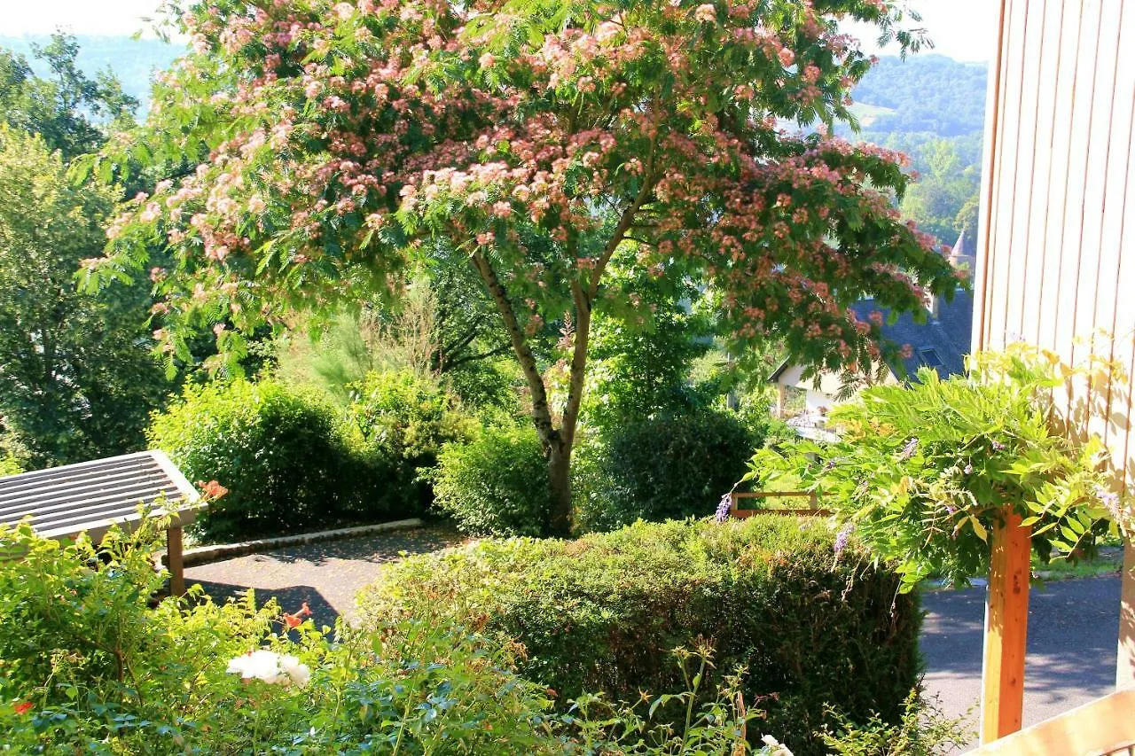 La Maisonnette En Bois Estaing  Holiday home Estaing (Aveyron)